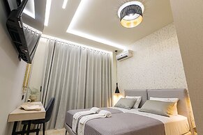 Mouria Studios & Apartments