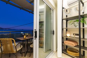 Mouria Studios & Apartments