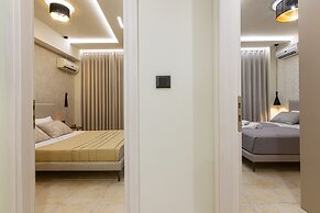 Mouria Studios & Apartments