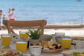 Mouria Studios & Apartments