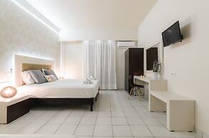 Mouria Studios & Apartments