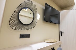 Mouria Studios & Apartments