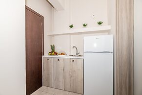 Mouria Studios & Apartments