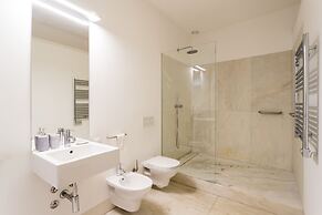 Chiado Studio and One-Bedroom Apartment - by LU Holidays