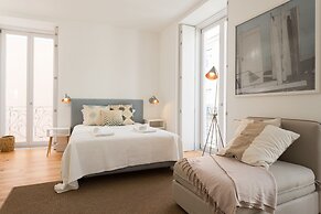 Chiado Studio and One-Bedroom Apartment - by LU Holidays