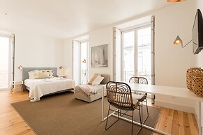 Chiado Studio and One-Bedroom Apartment - by LU Holidays
