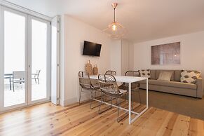 Chiado Studio and One-Bedroom Apartment - by LU Holidays