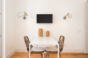 Chiado Studio and One-Bedroom Apartment - by LU Holidays