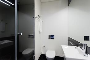 Baixa Vintage Three-Bedroom Apartment - by LU Holidays