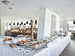 VacationClub - Ultra Marine Apartments