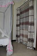 Six Eight Motel
