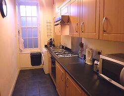 Heart of Edinburgh City Flat