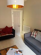 Heart of Edinburgh City Flat