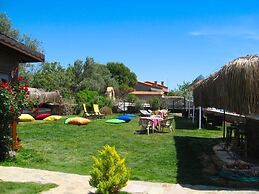 Assos Sardunya Butik Hotel