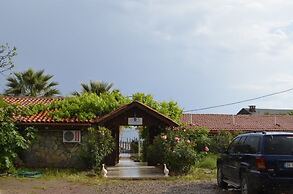 Assos Sardunya Butik Hotel