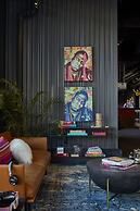MOXY Minneapolis Uptown