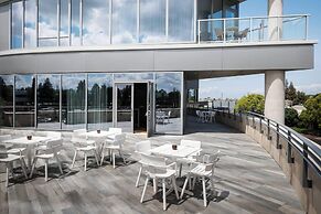 Hotel Nia, Autograph Collection