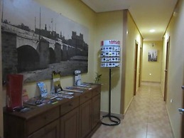Hostal Abastos