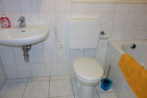 Tolstov-Hotels Large 3,5 Room Apartment