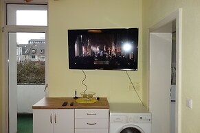 Tolstov-Hotels Large 3,5 Room Apartment