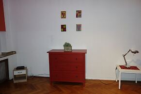 Tolstov-Hotels Large 3,5 Room Apartment