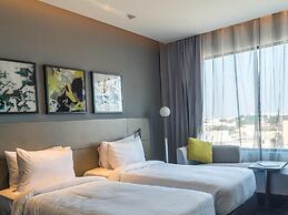 Novotel Chennai Chamiers Road Hotel