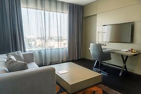 Novotel Chennai Chamiers Road Hotel