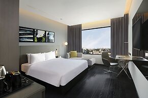 Novotel Chennai Chamiers Road Hotel