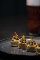 Novotel Chennai Chamiers Road Hotel