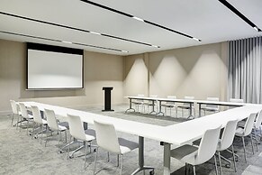 AC Hotel by Marriott Tampa Airport