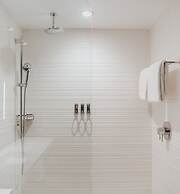 AC Hotel by Marriott Tampa Airport