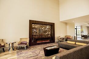 Holiday Inn & Suites - Joliet Southwest by IHG