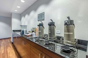 MainStay Suites St Louis Airport