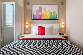 Insignia Hotel Brooklyn, an Ascend Collection Hotel