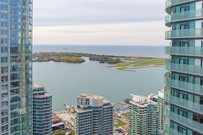 Noel Suites - York and Simcoe