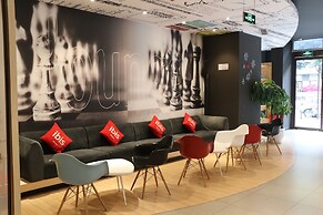 ibis Chengdu SM Square