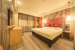 ibis Shenyang north station