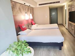 ibis Shenyang north station
