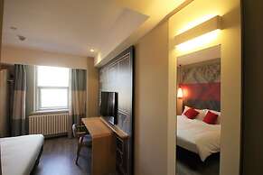 ibis Shenyang north station