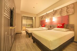 ibis Shenyang north station