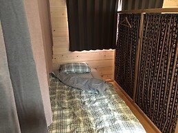 Guest House Coco Garage - Hostel