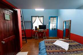 Flowersandrocks Villa