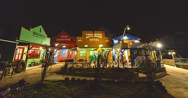 Flowersandrocks Villa