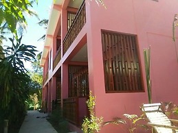Kyaw Ngapali Lodge