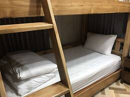 Sleep Walker Poshtel - Hostel