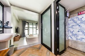 Sleep Walker Poshtel - Hostel