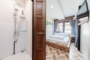 Sleep Walker Poshtel - Hostel