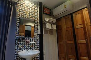 Sleep Walker Poshtel - Hostel