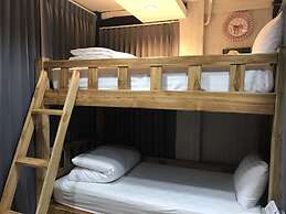 Sleep Walker Poshtel - Hostel