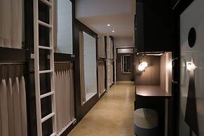 Sleep Walker Poshtel - Hostel